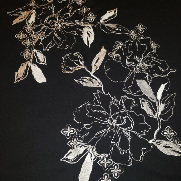 Blouse size large - Picture 3 of 3